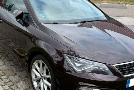 Seat Leon 76.000 km 16.700 &euro; Hoyerswerda 02977