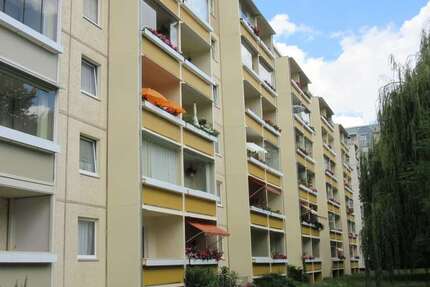 Wohnung zum Mieten in Gera 305,13 € 56.39 m² 3 zimmer