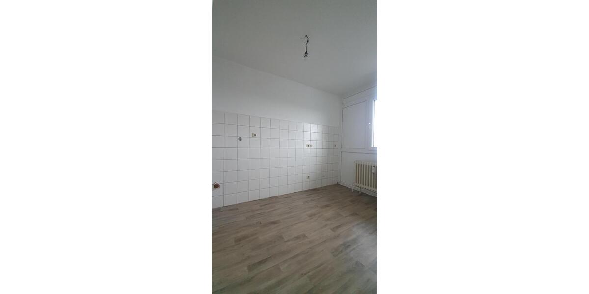 Etagenwohnung Siegen - 4 Zimmer, 104 m&sup2;, 660&euro; | Angebot:25305592