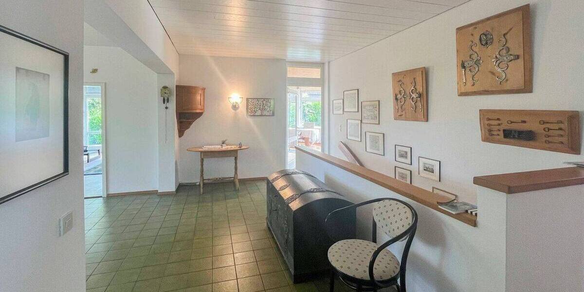 Einfamilienhaus Burghausen - 9 Zimmer, 315 m&sup2;, 720.000&euro; | Angebot:26451459