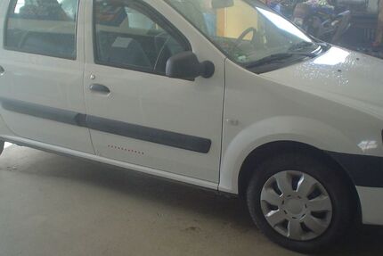 Dacia Logan 98.200 km 4.800 &euro; Saalfeld 07318