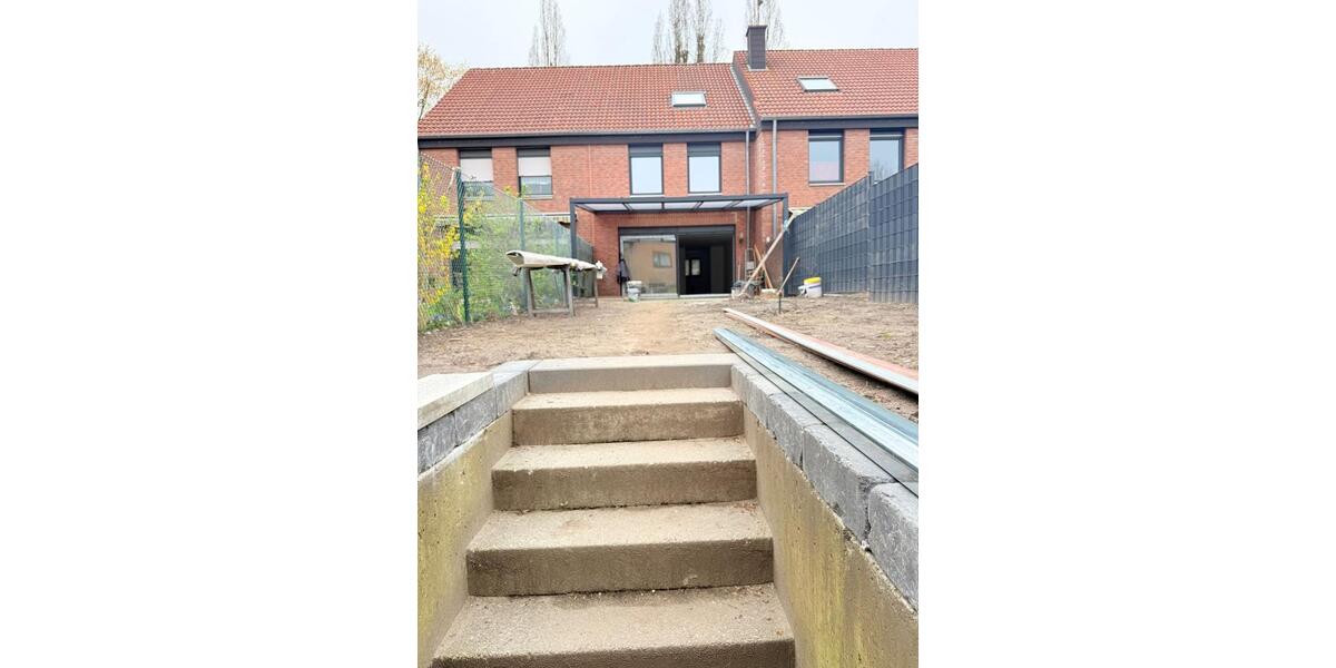 Reihenhaus Krefeld Gellep-Stratum - 4 Zimmer, 125 m&sup2;, 2.050&euro; | Angebot:26025206