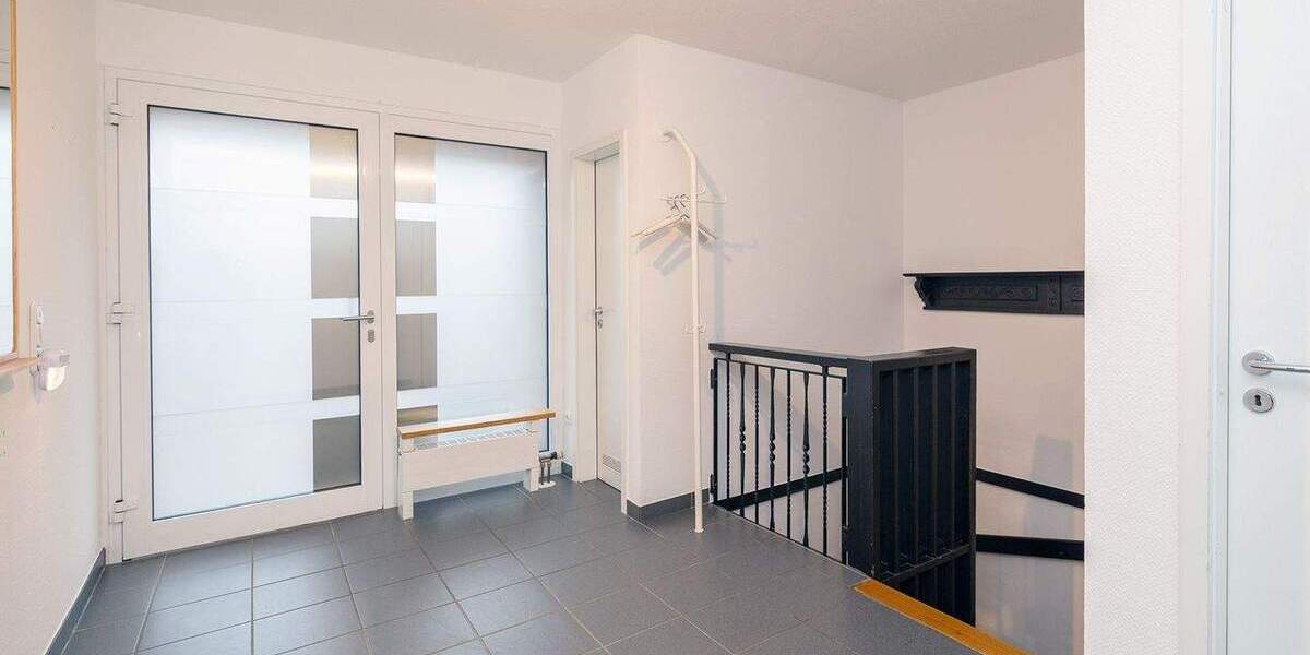 Großzügig, ruhig & voller Möglichkeiten - Ihr gepflegter Bungalow in Schloß Holte-Stukenbrock 4 zimmer