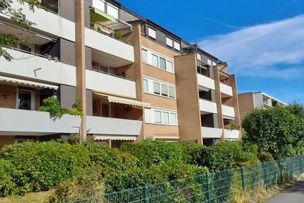 Schöne Wohnung in Lilienthal vonan privat mit Fahrstuhl 3 zimmer