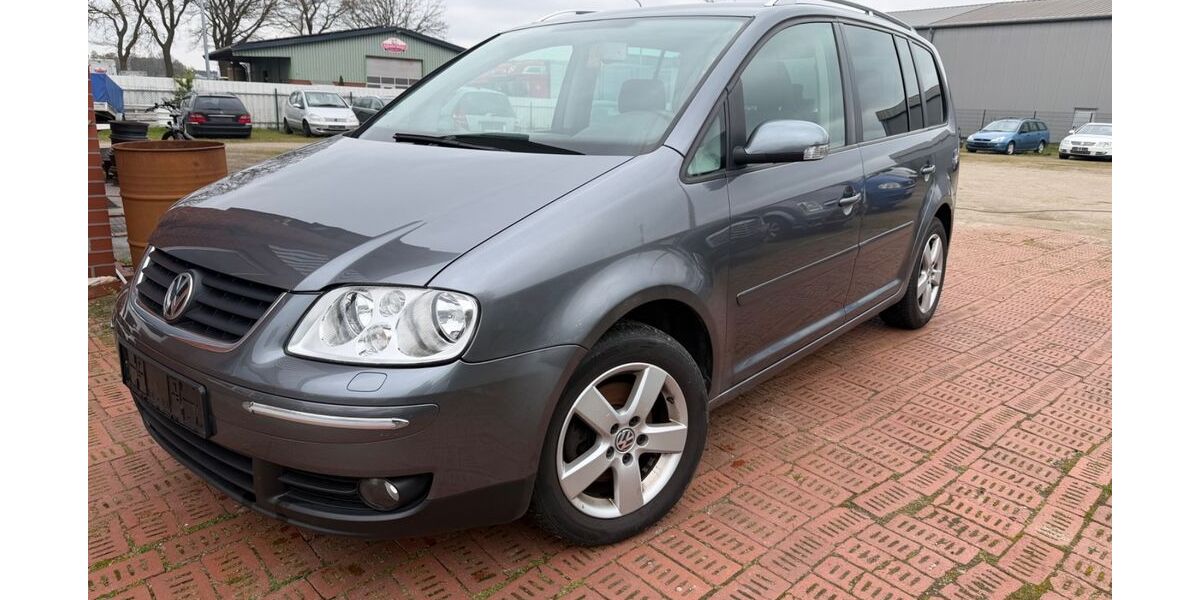 VW Touran 245.500 km 4.499 &euro; Emstek 49685