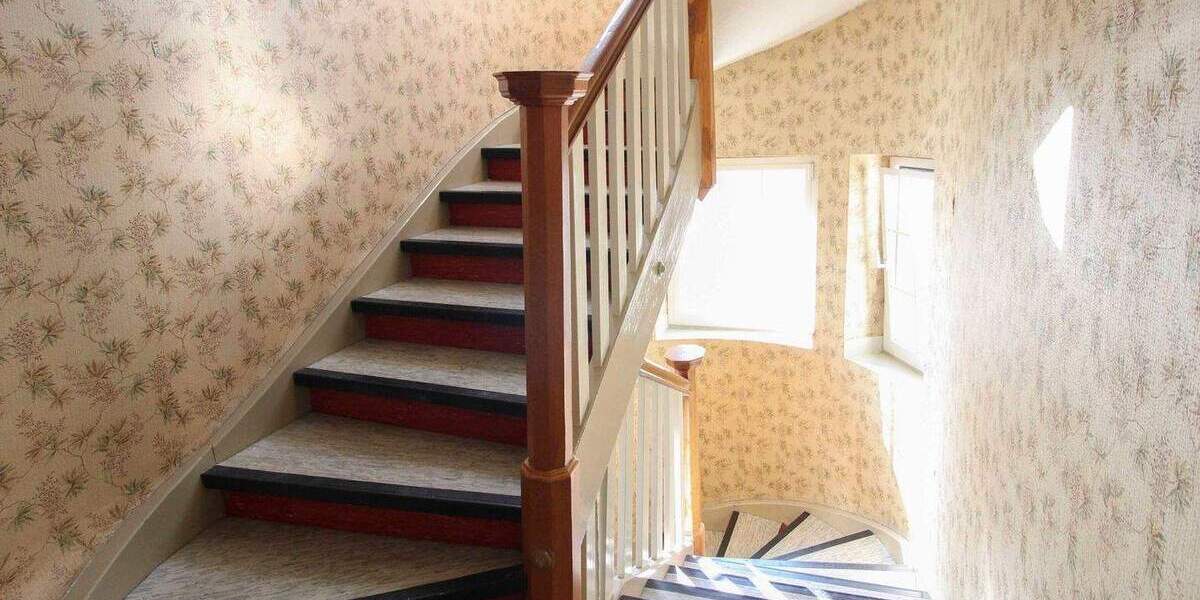 Mehrfamilienhaus, Wohnhaus Stuttgart Botnang - 9 Zimmer, 204 m&sup2;, 1.200.000&euro; | Angebot:25472277