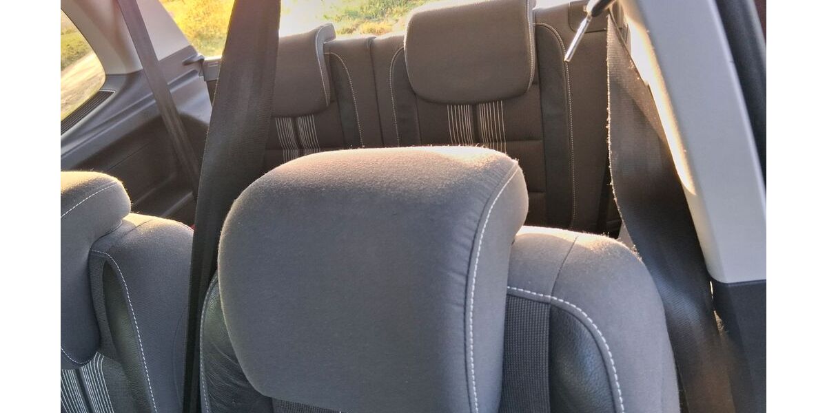 VW Touran 190.505 km 9.500 &euro; lüdenscheid 58509