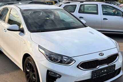 Kia ceed / Ceed 102.000 km 12.699 &euro; Gundelsheim 74831