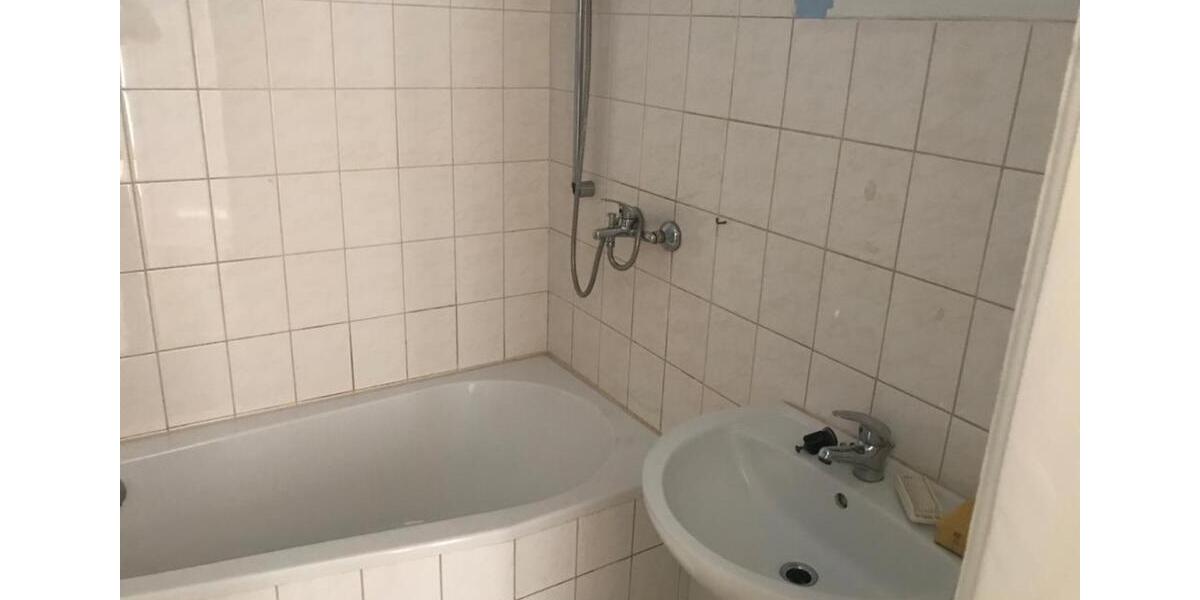 Etagenwohnung Großröhrsdorf - 3.5 Zimmer, 83 m&sup2;, 460&euro; | Angebot:25410133