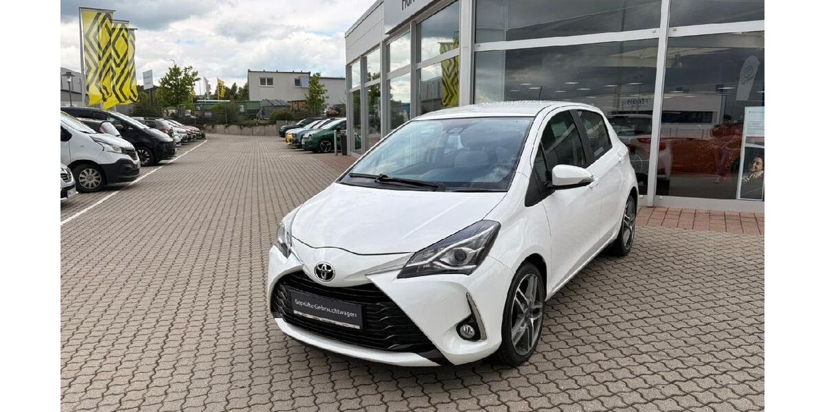 Toyota Yaris 102.805 km 11.850 &euro; Betzenstein 91282