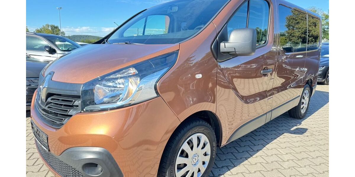 Renault Trafic 111.872 km 16.590 &euro; Nabburg 92507