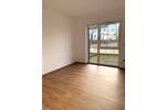 Lichterfüllte 2-Zimmer EG-Wohnung mit modernem Tageslichtbad, Marken-EBK und großer Westterrasse