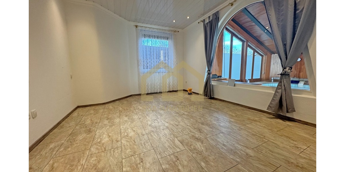 TOP !!! GANZ NEUER PREIS: Exklusives Anwesen mit Pool in Bestlage von Achim-Uesen! - Einfamilienhaus Achim | Angebot:26634779