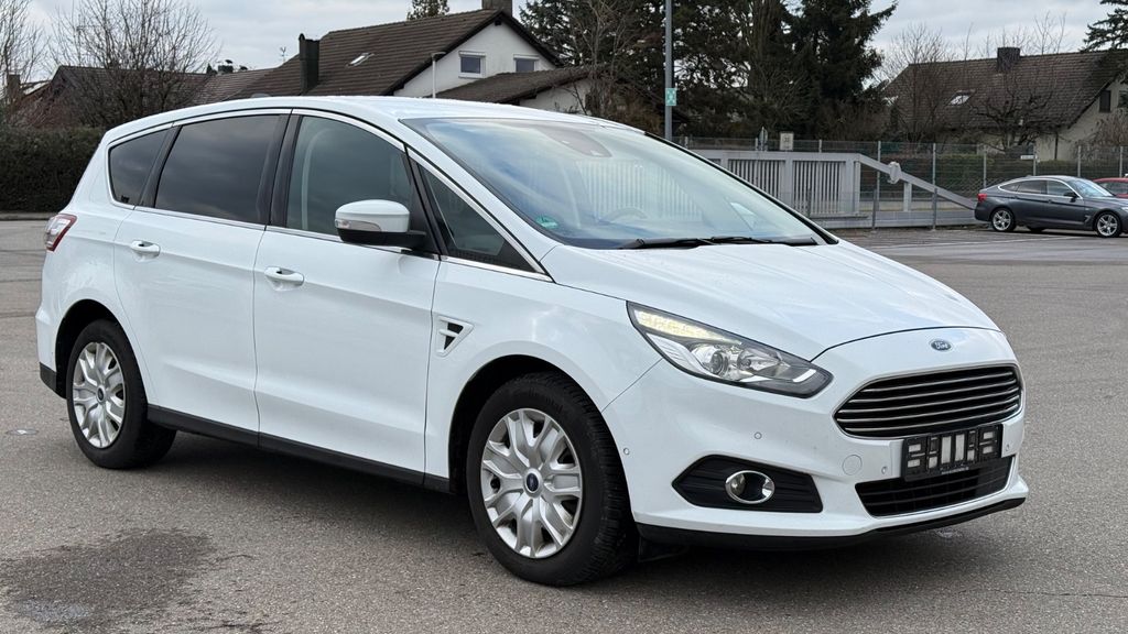 Ford S-Max 230.964 km 8.490 &euro; Meckenbeuren 88074