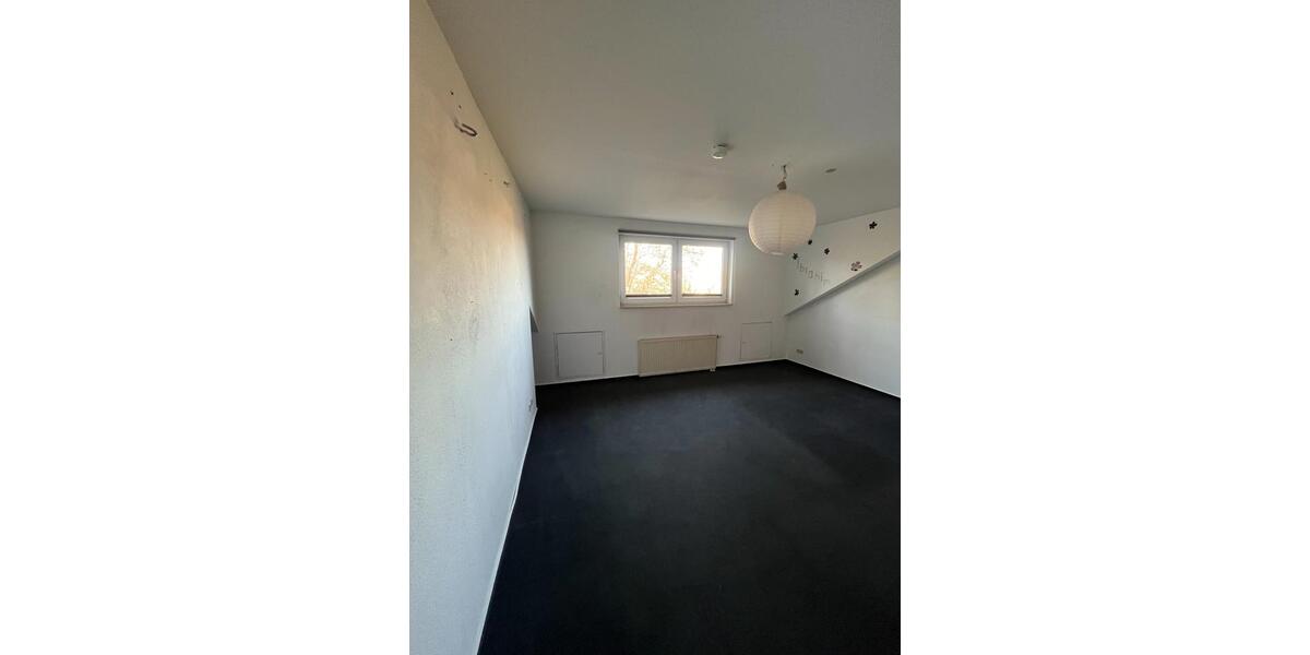 Dachgeschoßwohnung Marburg Marbach - 3 Zimmer, 56 m&sup2;, 185.000&euro; | Angebot:25406532