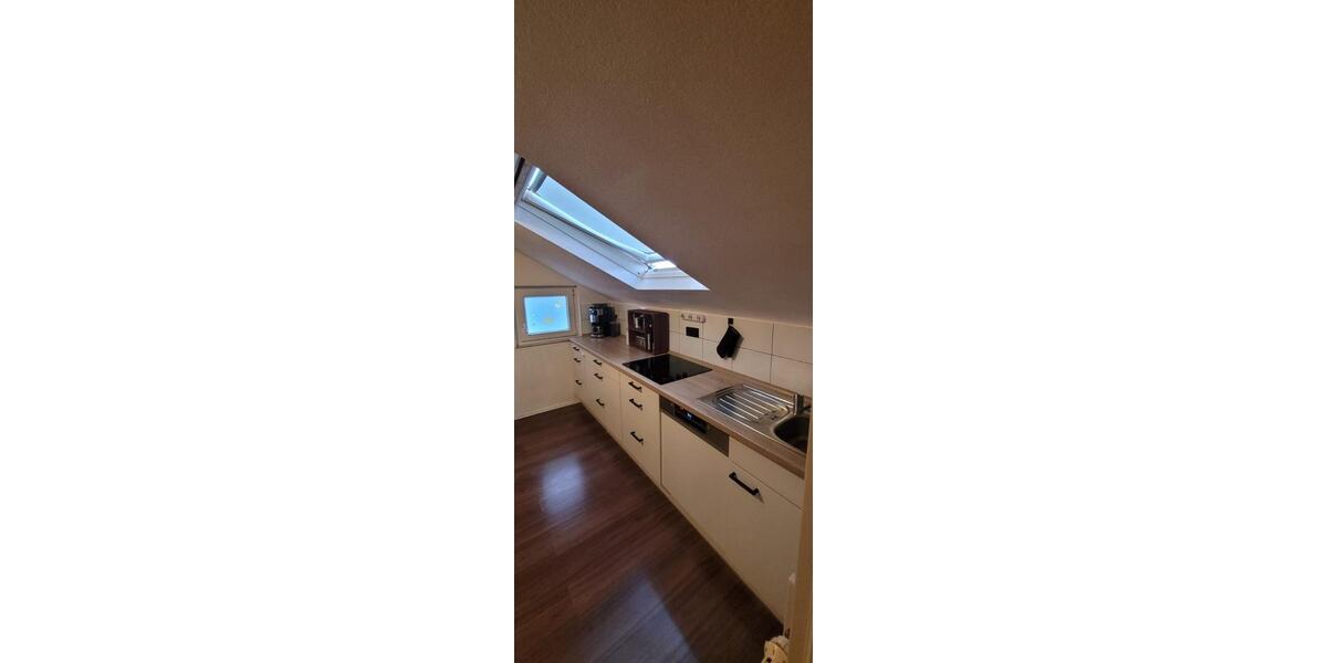 Dachgeschoßwohnung Hanau Großauheim - 3 Zimmer, 80 m&sup2;, 1.200&euro; | Angebot:25720507