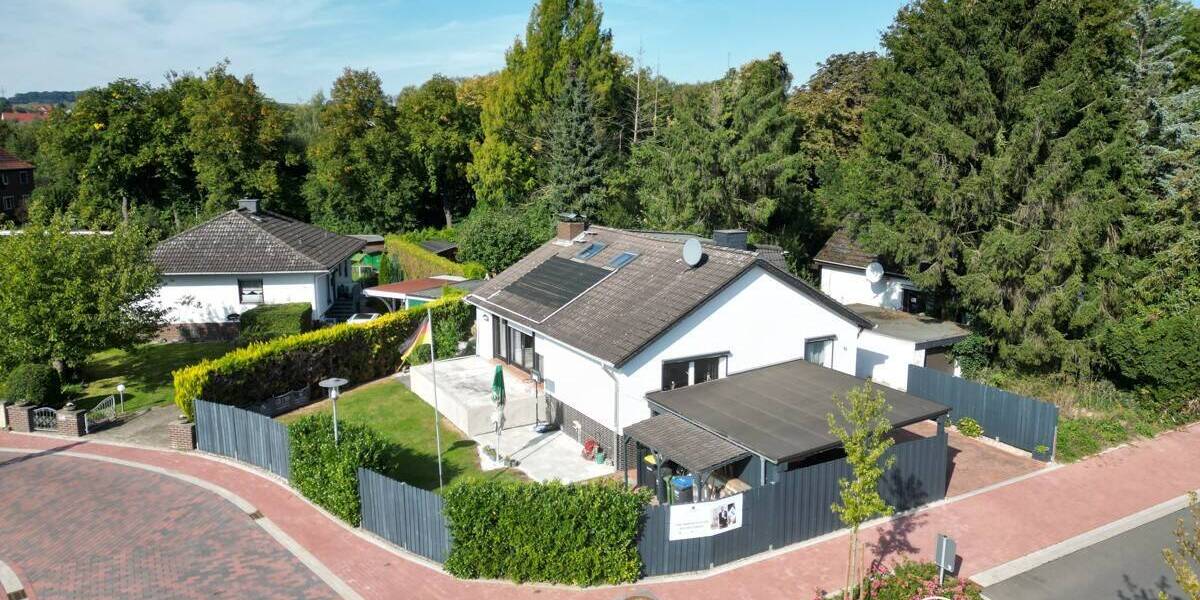 Reserviert - Modernisiertes Einfamilienhaus in Rodenberg - Großzügiges Wohnen mit Pool und Sauna 7 zimmer