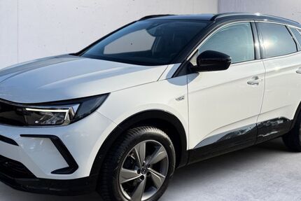 Opel Grandland (X) 23.650 km 21.970 &euro; Weil am Rhein 79576