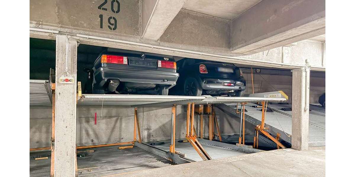 Garage zu verkaufen in Düsseldorf 9.000 € zimmer