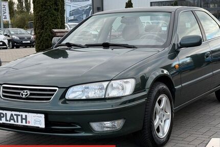 Toyota Camry 220.681 km 4.990 &euro; Rostock-Warnemünde 18119