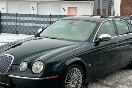 Jaguar S-Type 212.000 km 2.299 &euro; Stadland 26935