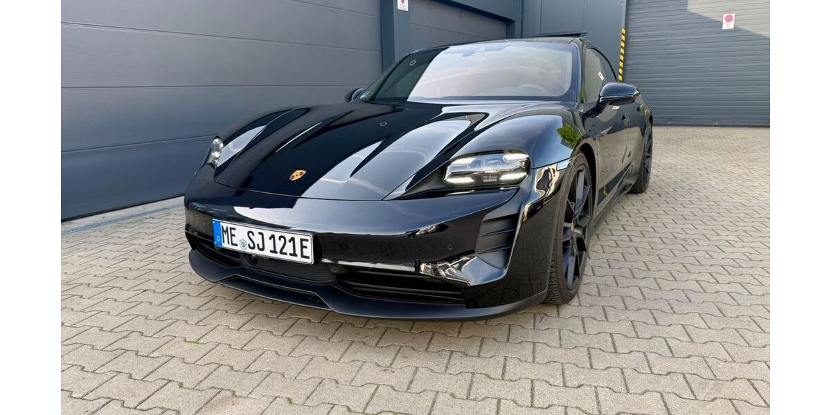 Porsche Taycan 29.990 km 85.850 &euro; Hilden 40724