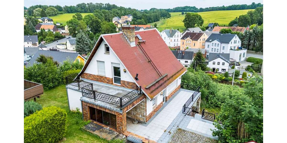 Haus zum Kaufen in Oelsnitz 205.000 € 120 m² 4 zimmer