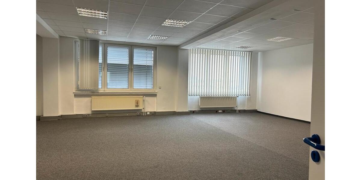 Gewerbeobjekt Lehrte - 10&euro; | Angebot:24663194