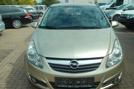 Opel Corsa 153.000 km 3.800 € Magdeburg 39128