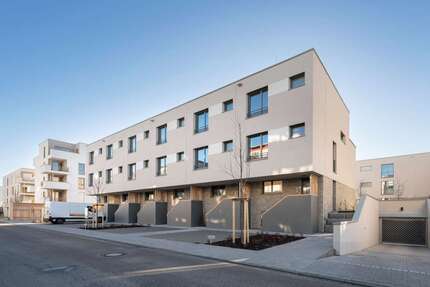 Haus Weinstadt-Endersbach Endersbach - 5 Zimmer, 164 m&sup2;, 2.420&euro; | Angebot:24977252