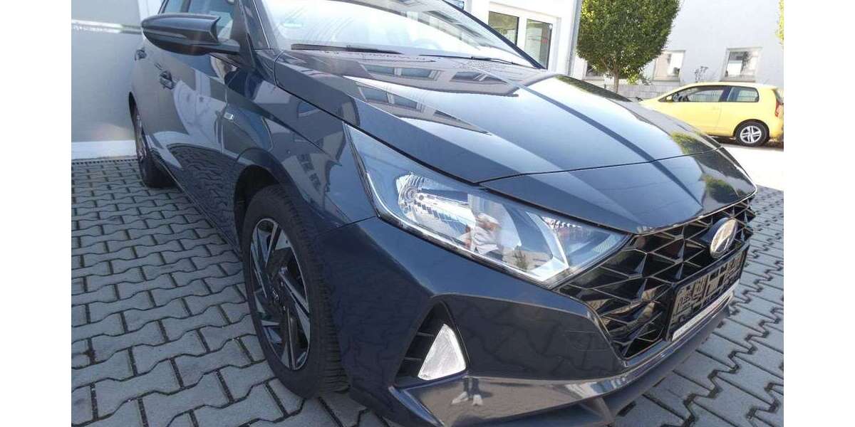 Hyundai i20 61.401 km 14.999 &euro; Mainz 55120