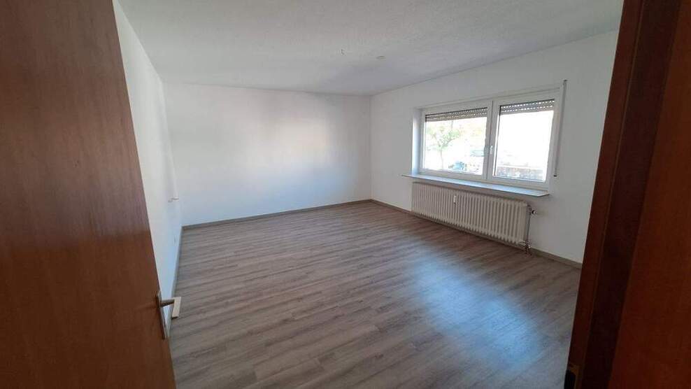 Limburgerhof - Große 2 Zimmerwohnung mit Balkon in zentraler Lage