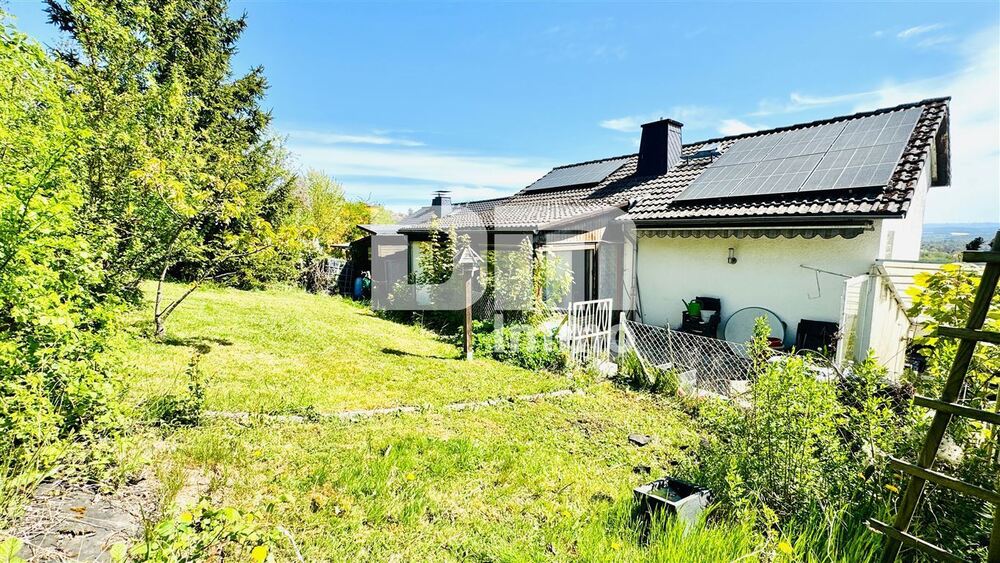 Umfangreich saniertes EFH inkl. PV-Anlage, Terrasse, Wintergarten und Garage - Einfamilienhaus Ahnatal | Angebot:26931867