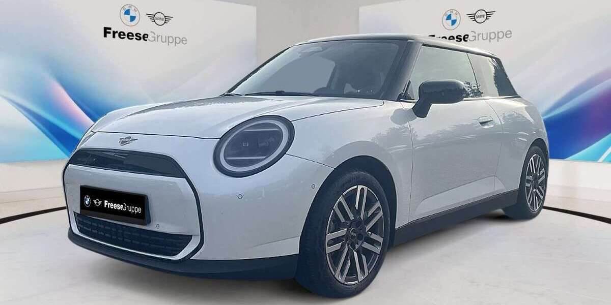 Mini Cooper E 1.567 km 28.900 &euro; Oldenburg 26125