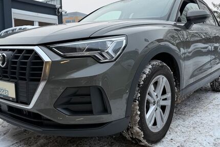 Audi Q3 43.263 km 27.990 &euro; Hamburg 22179