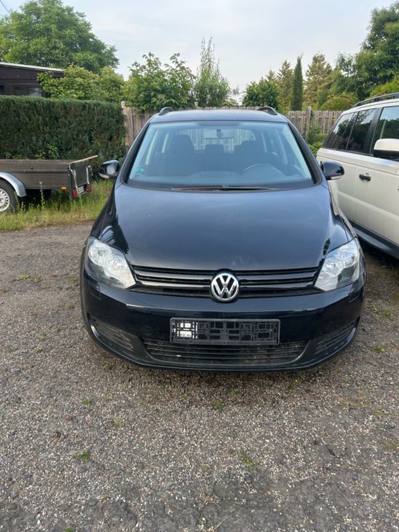 VW Golf Plus 151.000 km 4.800 € Carlsberg 67316