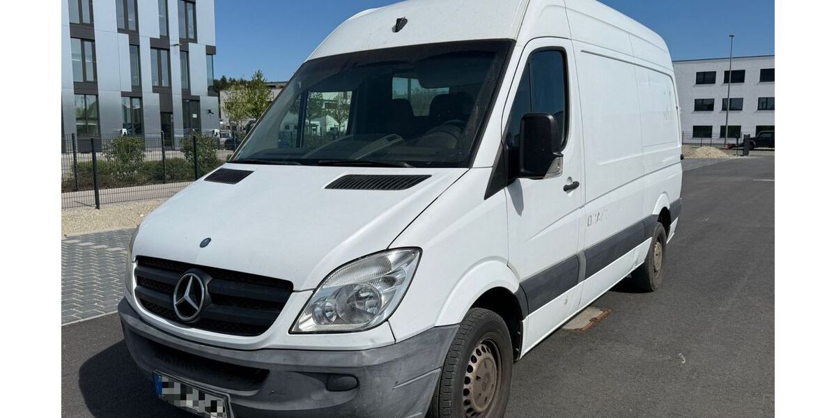 Mercedes-Benz Sprinter 295.500 km 3.900 &euro; Grafrath 82284
