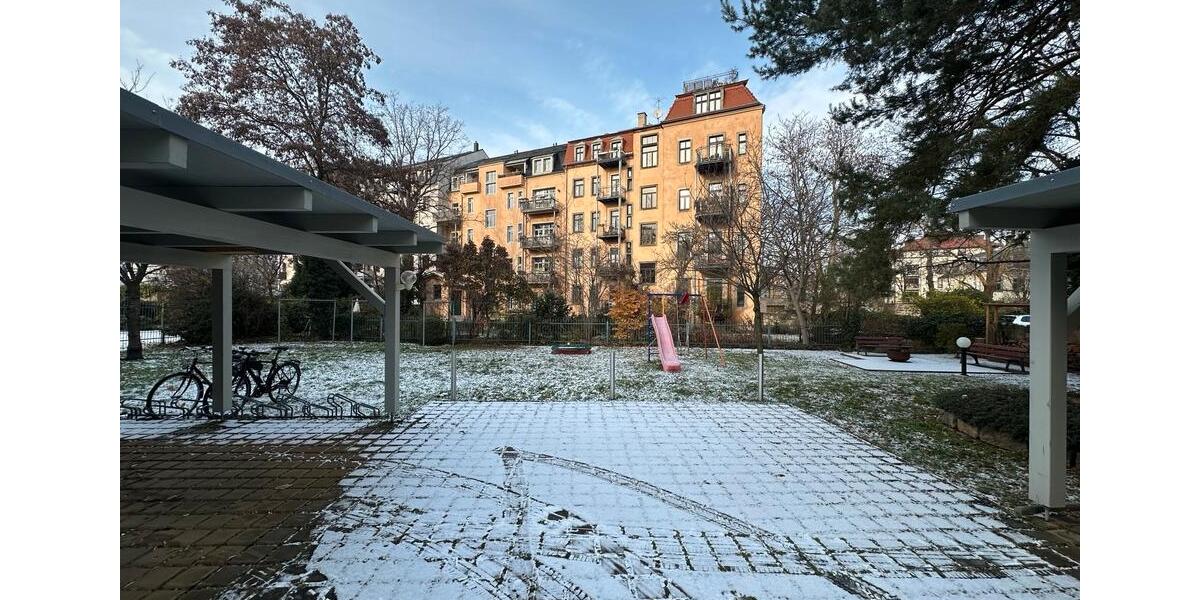 Dachgeschoßwohnung Dresden Neustadt - 5 Zimmer, 180 m&sup2;, 900.000&euro; | Angebot:25611802