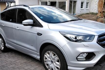 Ford Kuga 126.800 km 14.400 &euro; Knüllwald-Schellbach 34593