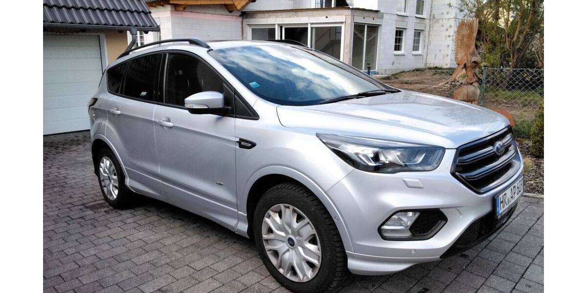 Ford Kuga 126.800 km 14.400 &euro; Knüllwald-Schellbach 34593