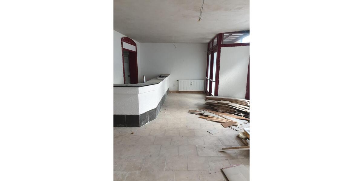 Etagenwohnung Altenburg - 18 Zimmer, 466 m&sup2;, 150.000&euro; | Angebot:26964380