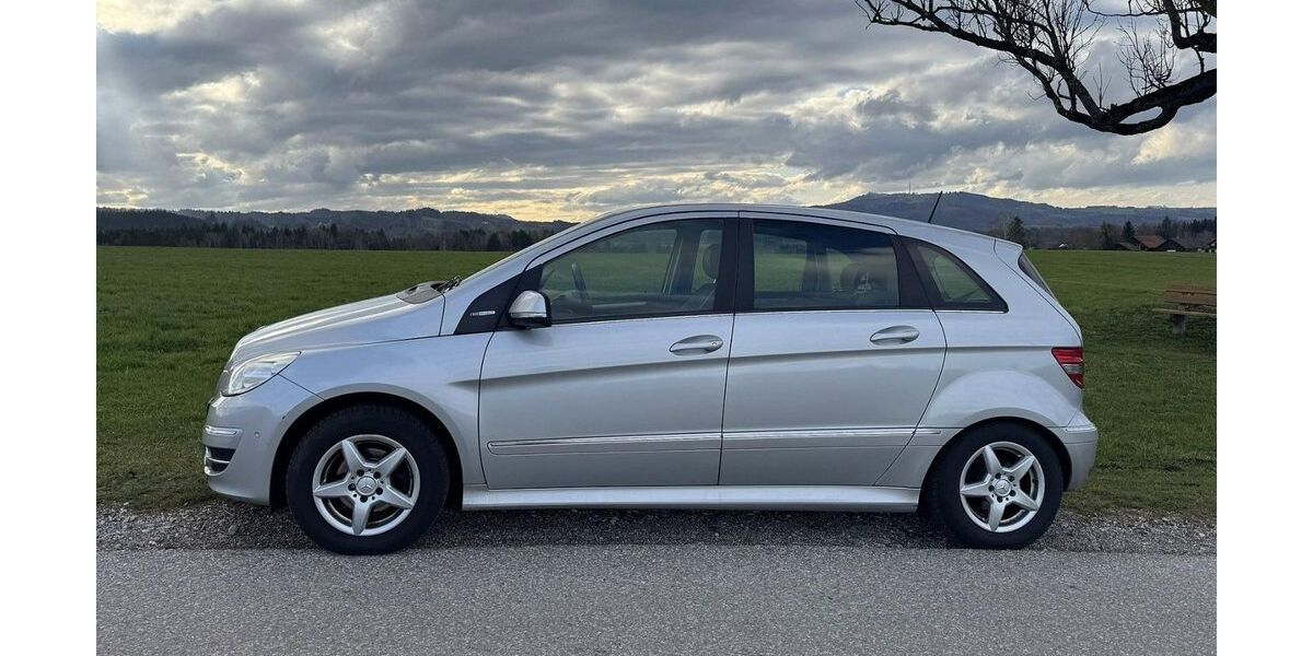 Mercedes-Benz B 170 214.450 km 2.700 &euro; Oberhausen 82386