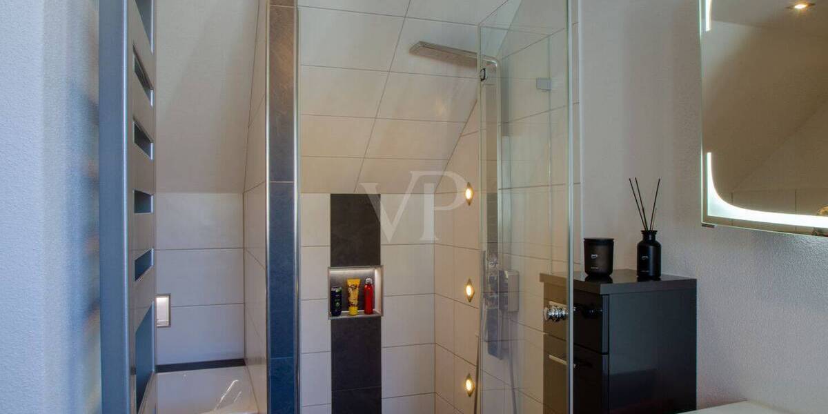 Doppelhaushälfte Masserberg / Fehrenbach Fehrenbach - 7 Zimmer, 160 m&sup2;, 225.000&euro; | Angebot:26438124
