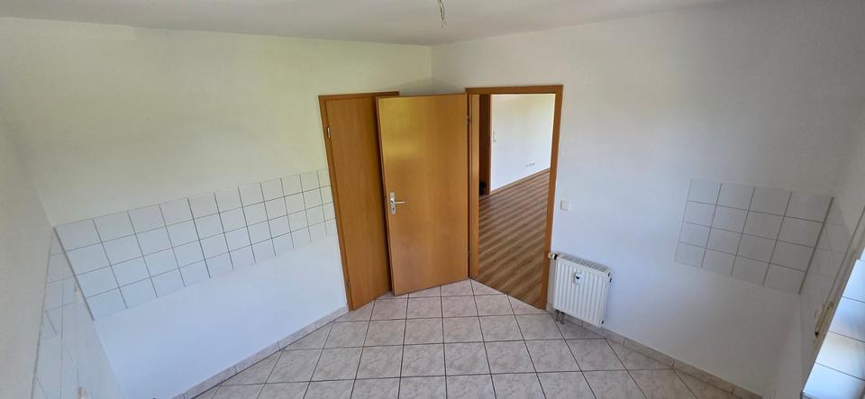 Etagenwohnung Schkeuditz - 3 Zimmer, 83 m&sup2;, 187.000&euro; | Angebot:27714165