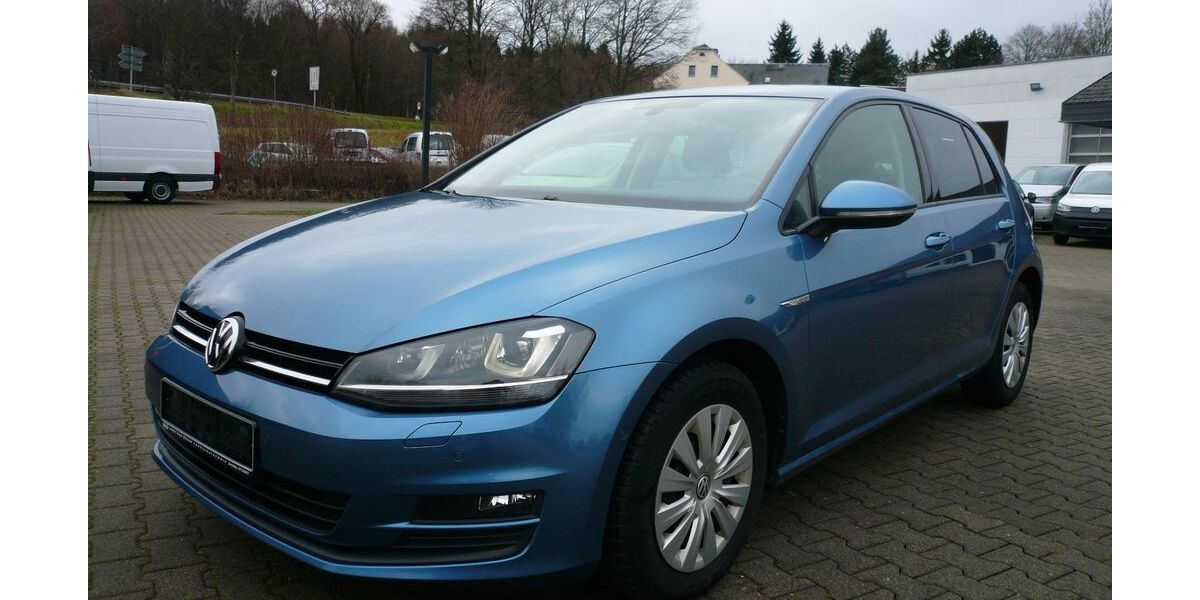 VW Golf 91.300 km 11.490 &euro; Schneeberg 08289