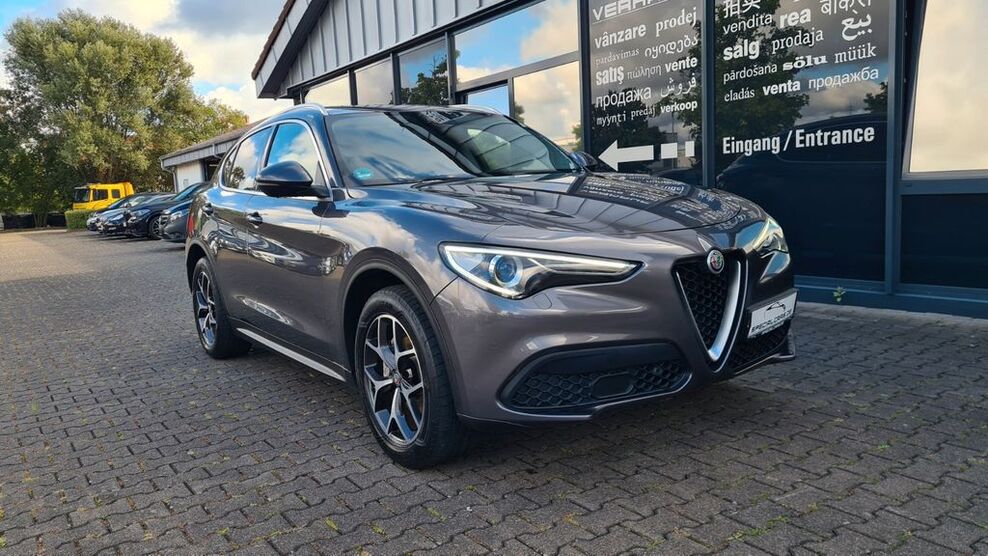 Alfa Romeo Stelvio 65.850 km 26.490 € Offenbach am Main 63069