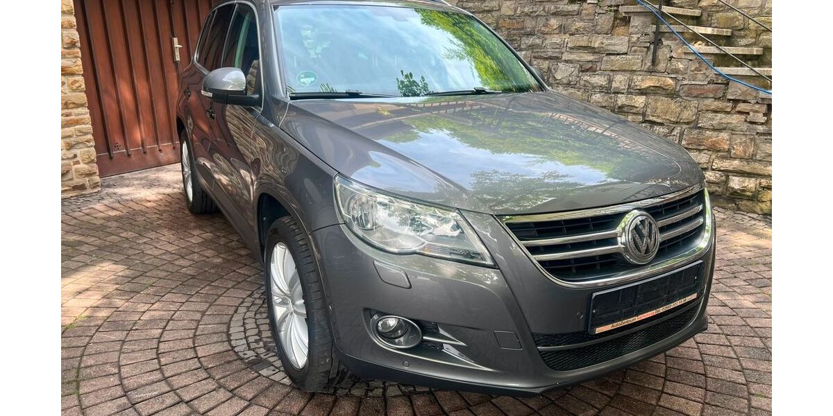 VW Tiguan 189.000 km 5.950 &euro; Dillenburg 35686