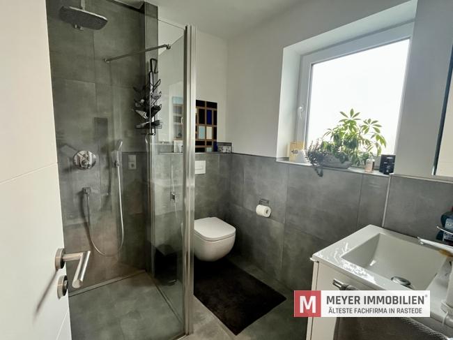 Einfamilienhaus Wiefelstede - 5 Zimmer, 152 m&sup2;, 1.400&euro; | Angebot:26381921