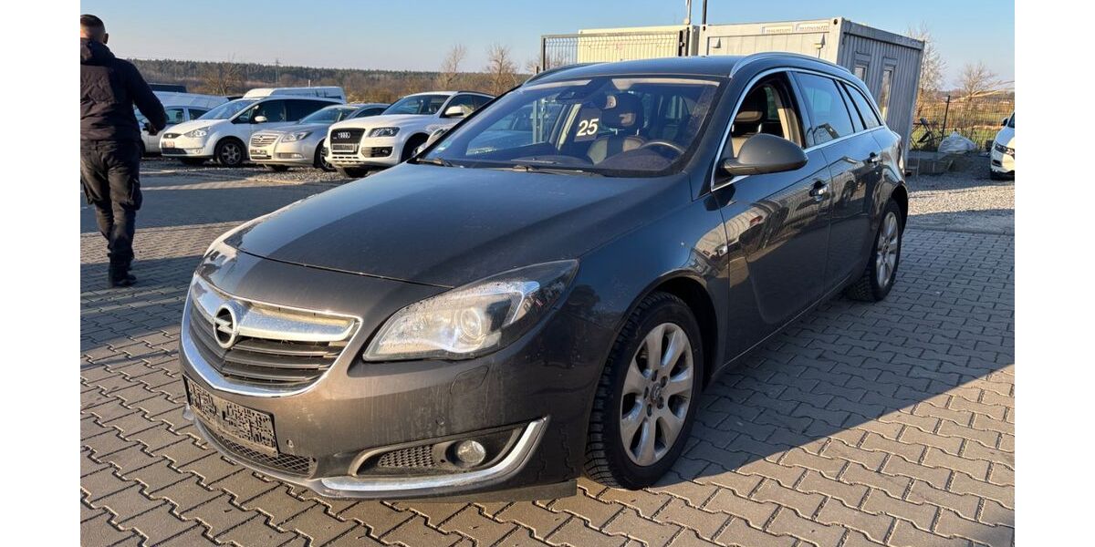 Opel Insignia 216.000 km 5.800 &euro; Wildau 15745