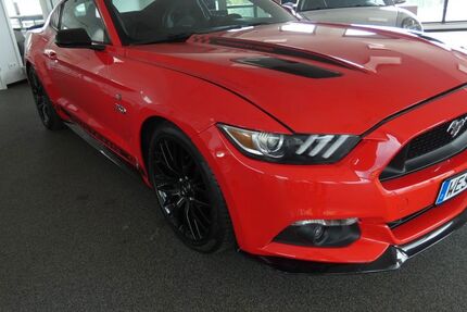 Ford Mustang 61.920 km 29.950 &euro; Kevelaer 47623
